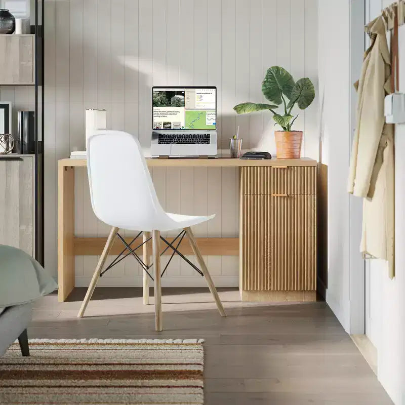 Bureau de direction moderne cannelé en bois pour ordinateur