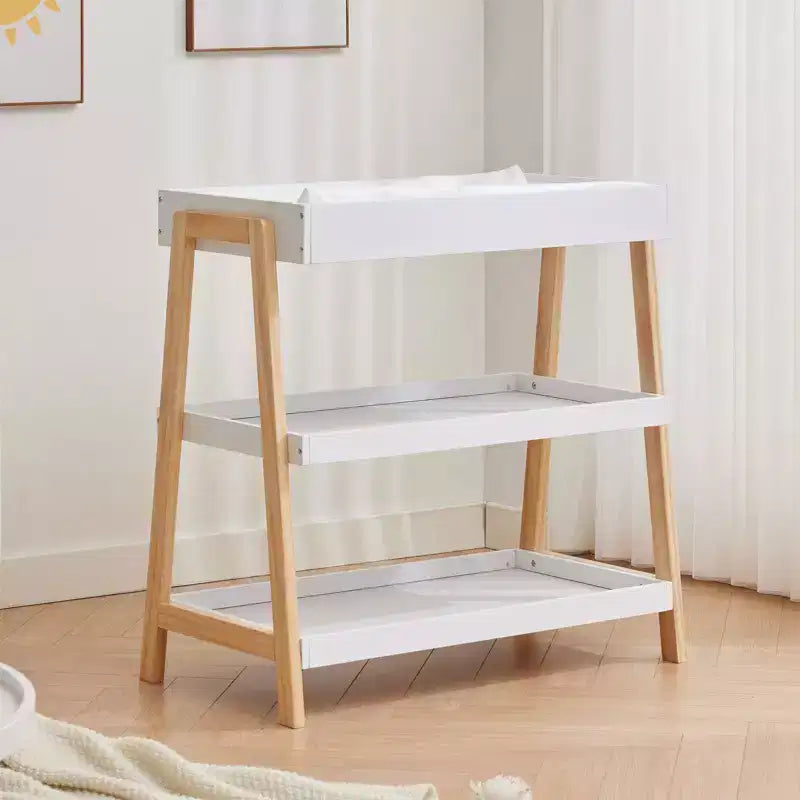 Table à langer moderne avec matelas imperméable et 2 étagères de rangement