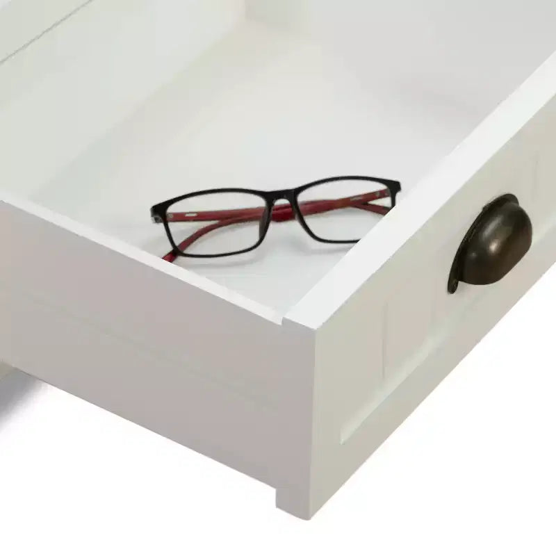 Table de chevet blanche : Table de chevet moderne avec tiroir