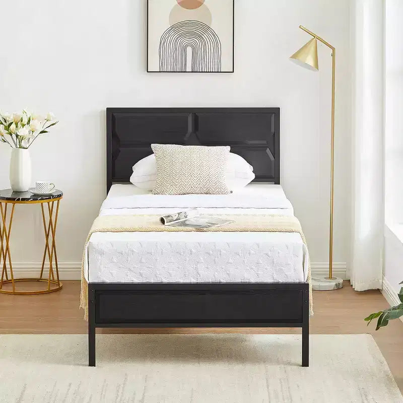 Cadre de lit avec tête de lit en bois, lit plateforme robuste